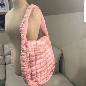 NWOT puffer shoulder bag